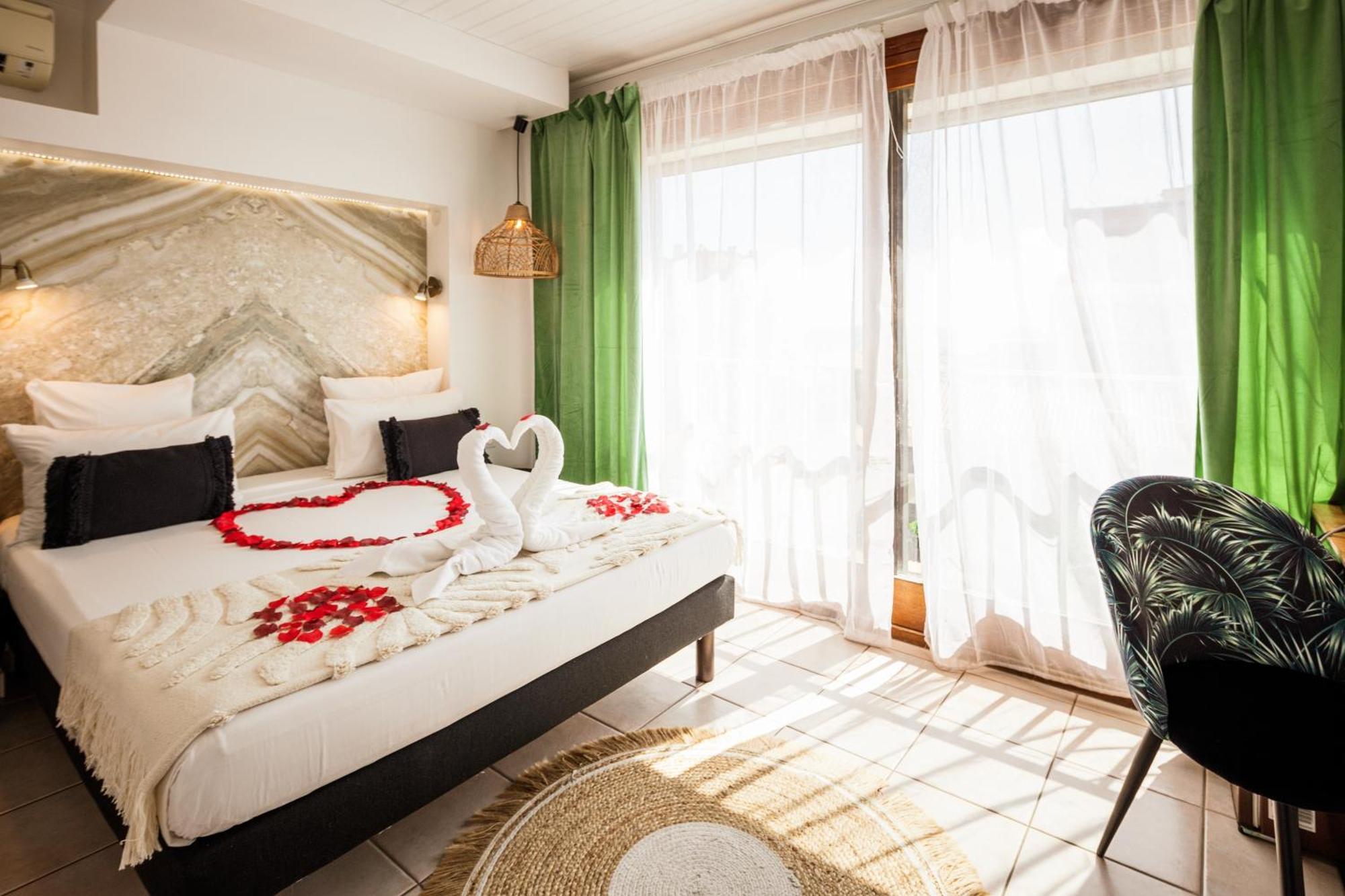 Hotel Les Sables - Urban Style - By Logis Hotels Кане-ан-Руссійон Екстер'єр фото