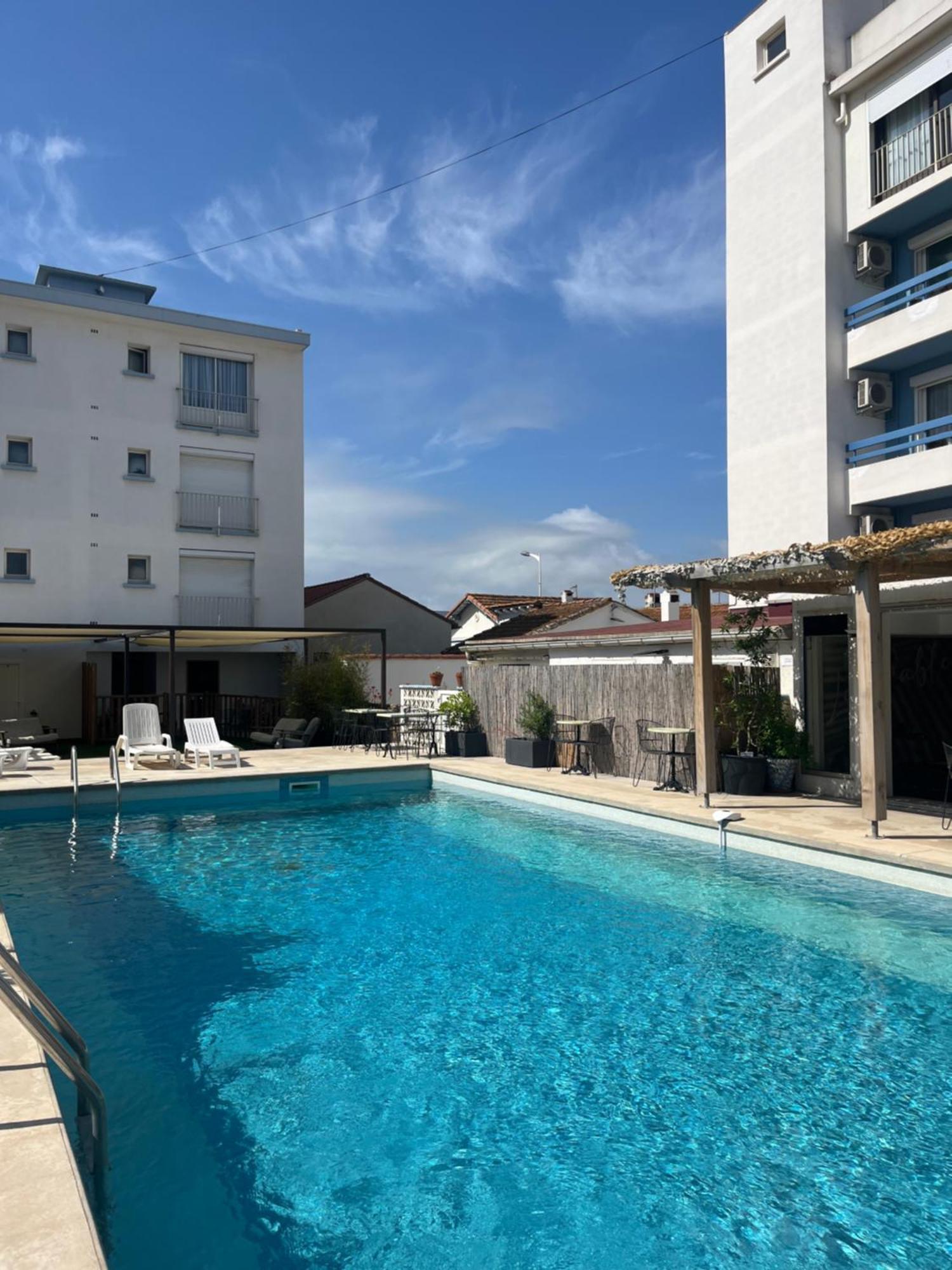Hotel Les Sables - Urban Style - By Logis Hotels Кане-ан-Руссійон Екстер'єр фото